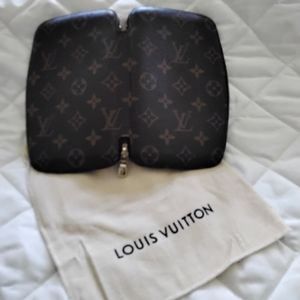LV GEODE WALLET